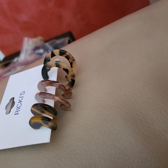 Two for $20,  Tortoise Shell Earrings, Shell Hoop Earrings, Minimalist Cute - Picture 7 of 8